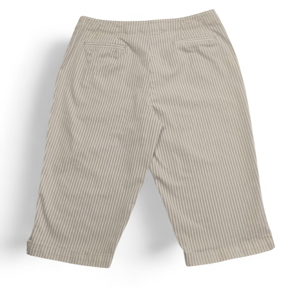 Liz Sport Bermuda Shorts Sz 8p Women's Seersuckers Beige White Striped Stretch